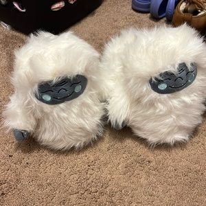 pj monster slippers